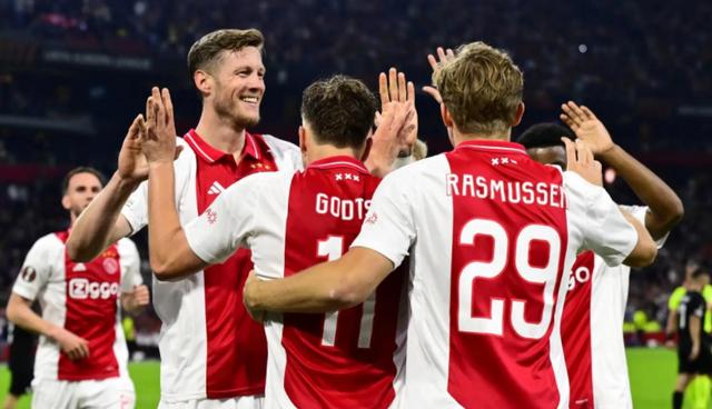 万博官方网站包含刚刚！关键时刻阿贾克斯强势反弹清晨巴塞罗那备战意大利杯，休斯敦火箭完成体检备战社区盾的词条